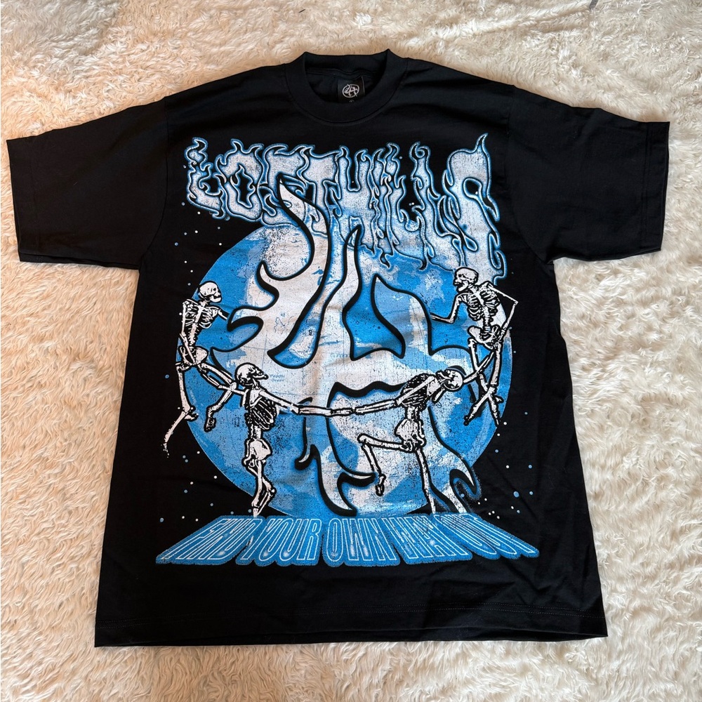 Lost Hills Graphic Tee — L (Brand New)